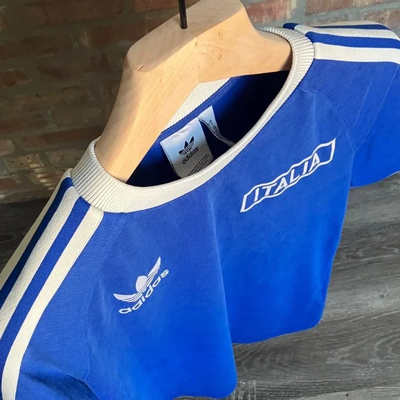 Adidas - Picture 9 of 15